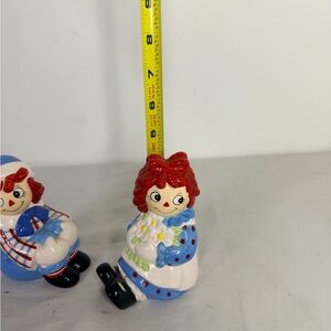 Raggedy Ann & Andy Ceramic Salt & Pepper Shakers Treasure Craft (No Base)